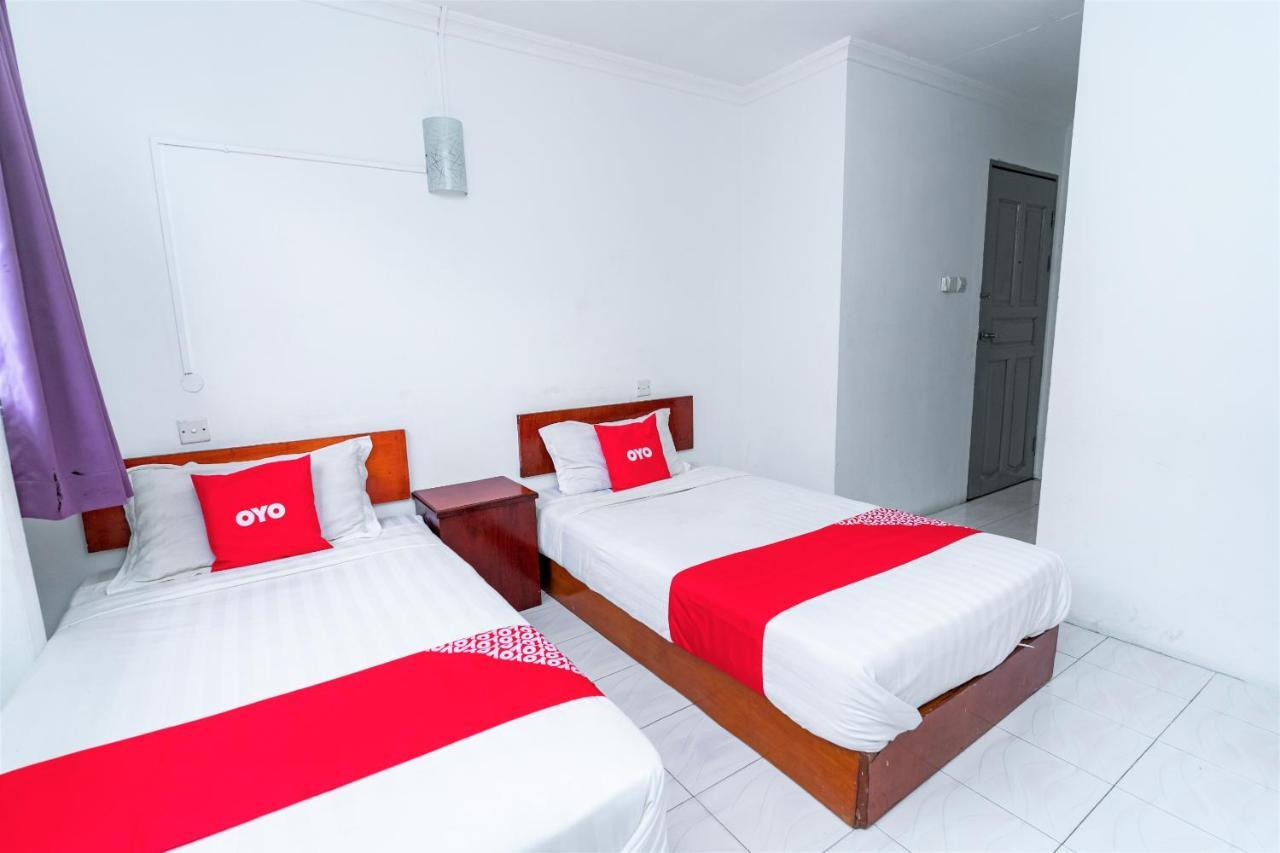 Oyo 90185 168 Inn Bintulu Exterior foto