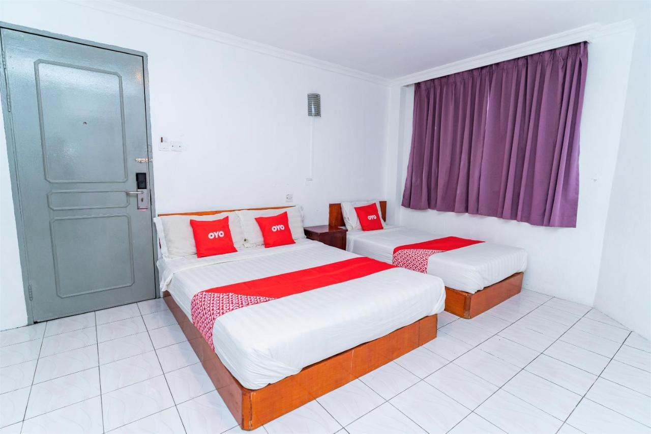 Oyo 90185 168 Inn Bintulu Exterior foto